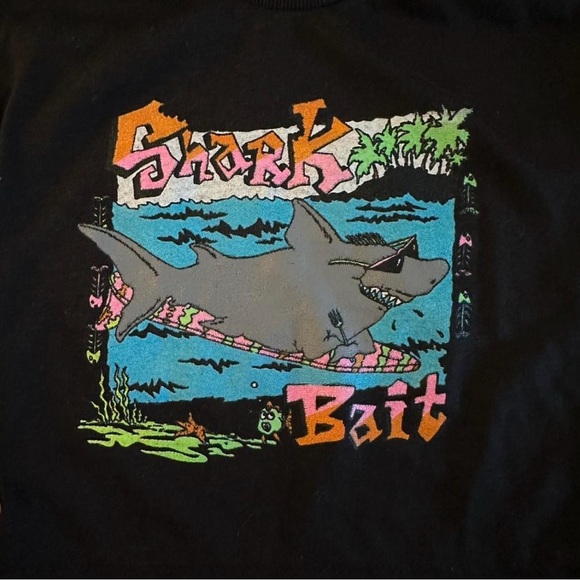 Baby Vintage Shark Bait Graphic Tee with Neon Sleeves 18 months - Picture 2 of 5